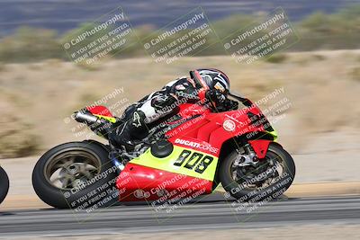 media/Nov-16-2025-Race Pace (Sun) [[8c5fa54630]]/Verified Riders/7-Turn 4 (1155am)/